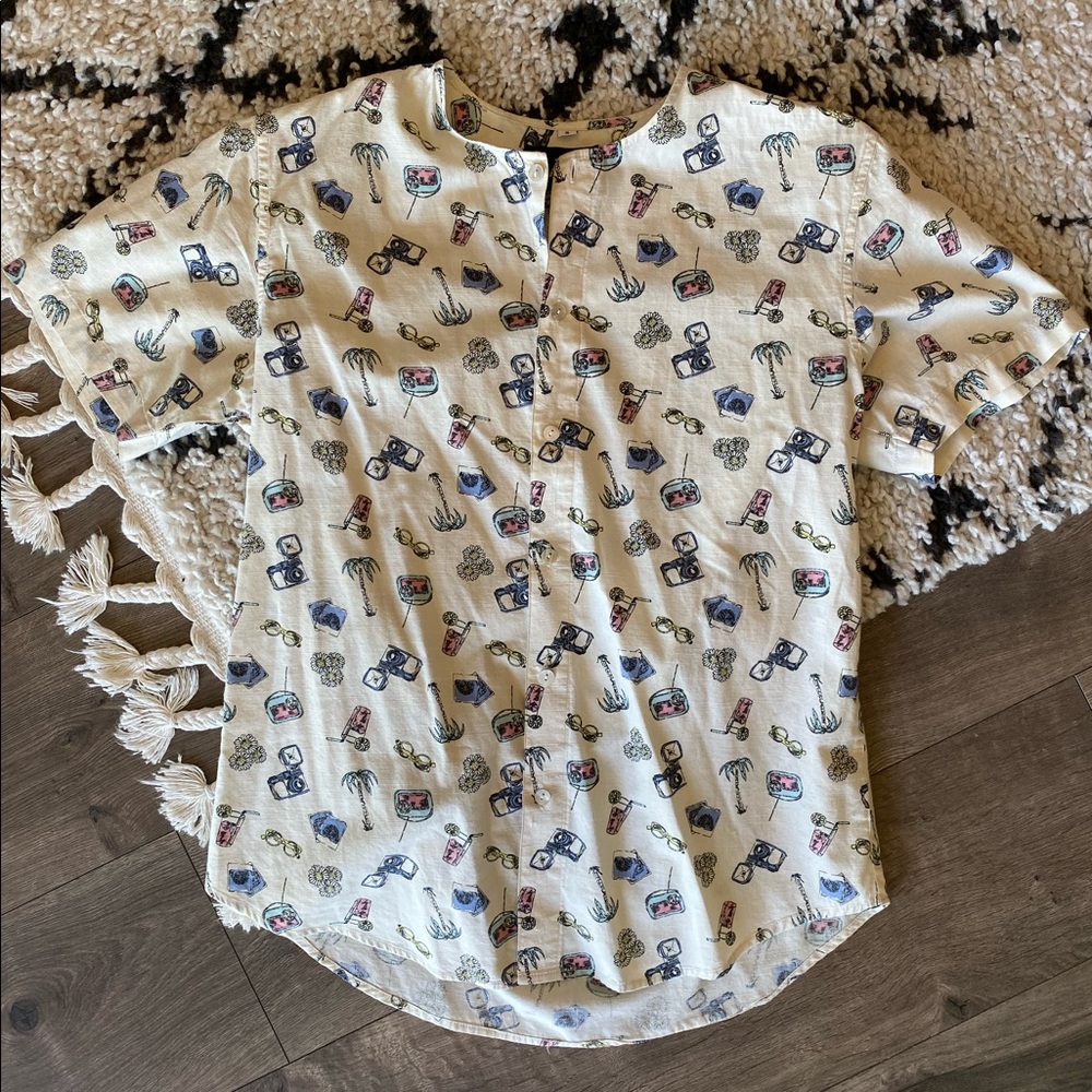 TULUM vacay shirt by CALÓ